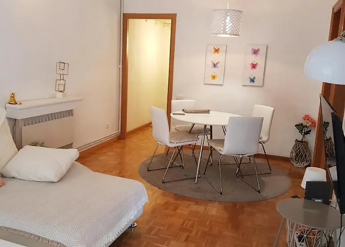 Апартаменты Apartamento Cartella 4 Барселона