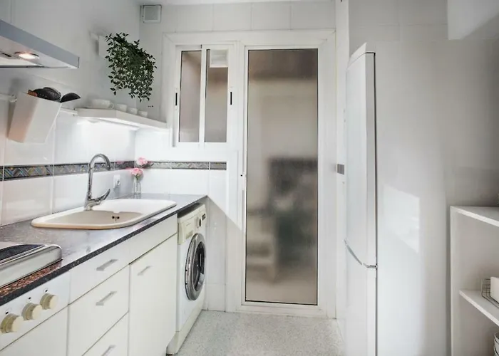 Apartamento Cartella 4 Апартаменты *